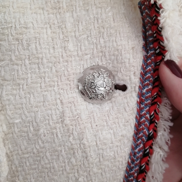 Veronica Beard Raw Edge Cutaway White Tweed Dickey Blazer with Red Trim 0 - Picture 10 of 17